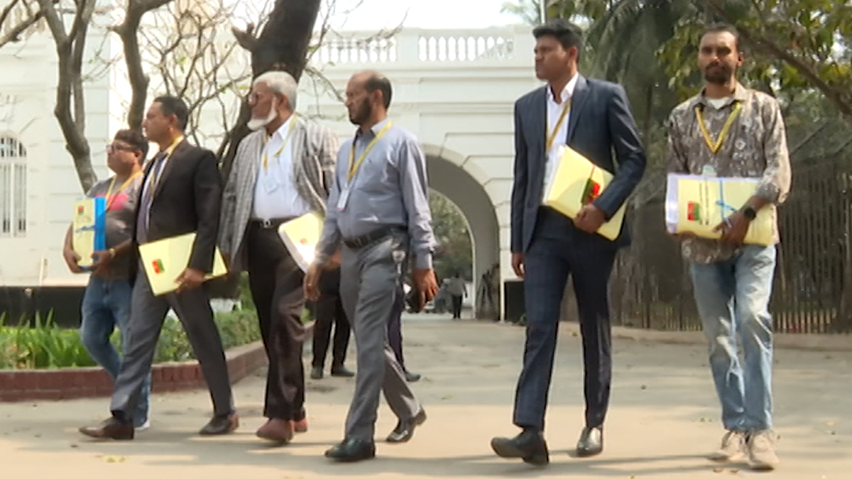 জুলাই গণহত্যা: শেখ হাসিনাকে আসামি করে ট্রাইব্যুনালে বিএনপির অভিযোগ