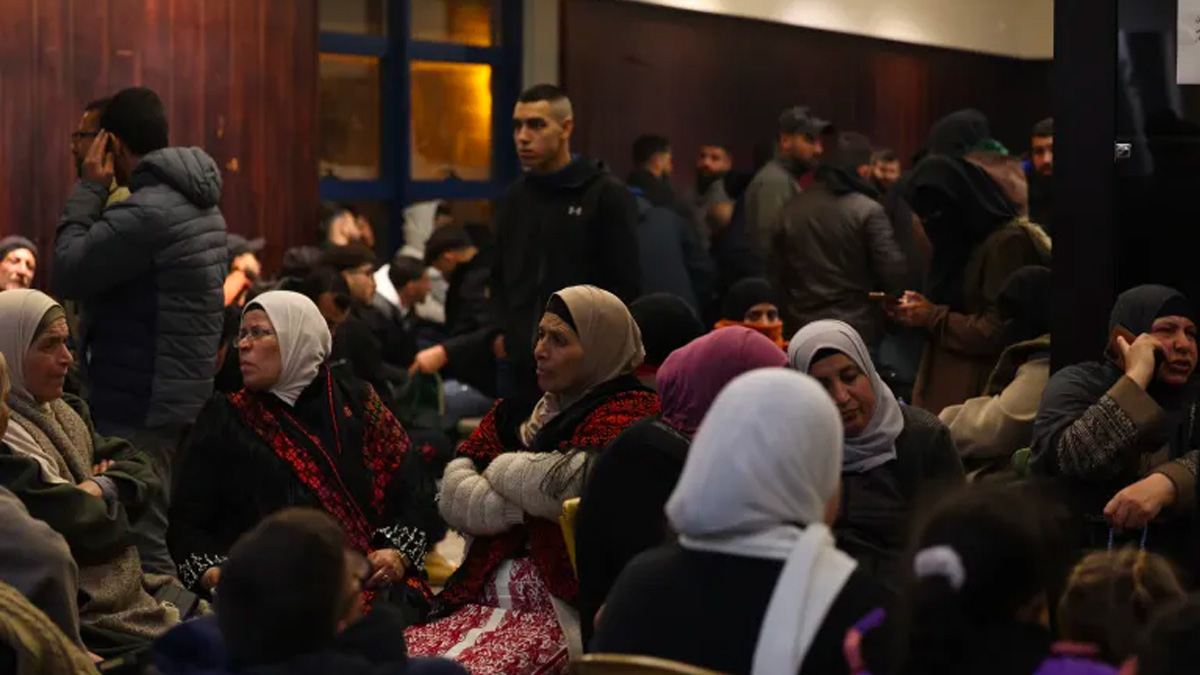 ৬ জিম্মিকে ফেরত পেয়েও ফিলিস্তিনি বন্দিদের মুক্তি দেয়নি ইসরায়েল