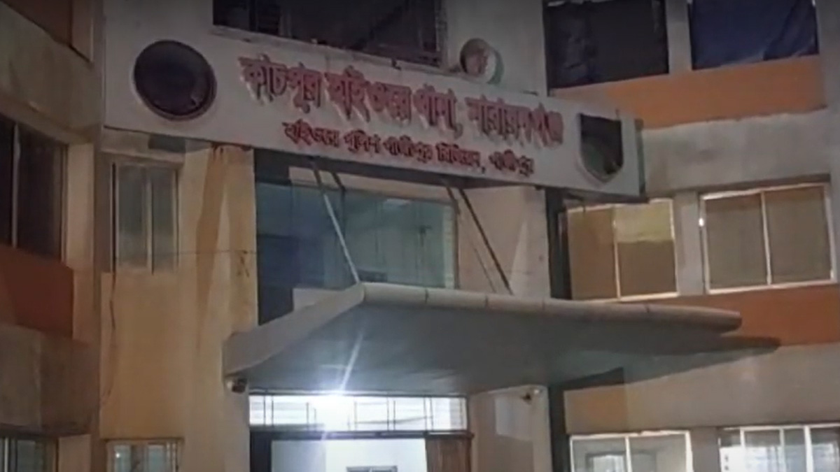 নারায়ণগঞ্জে সড়ক দুর্ঘটনায় মা-ছেলেসহ নিহত ৩