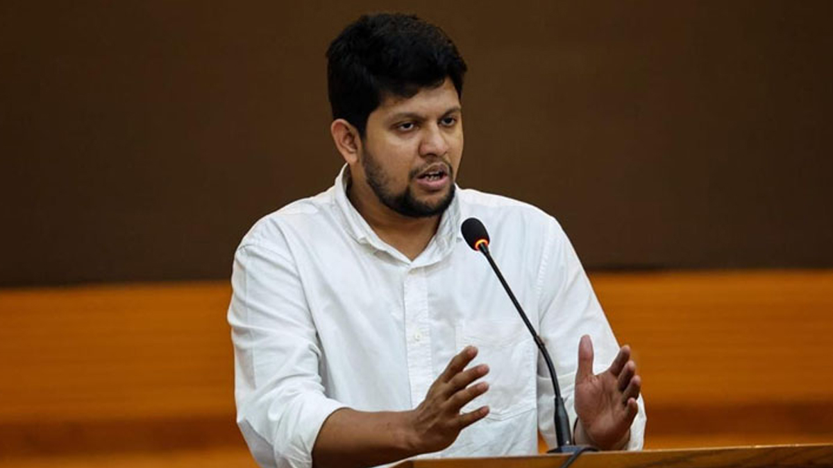 নাহিদের মন্ত্রণালয়ের দায়িত্বে মাহফুজ