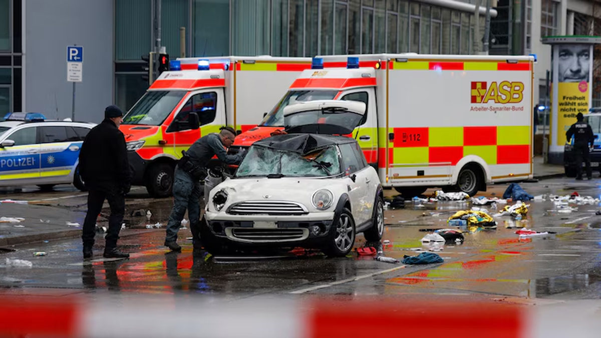 মিউনিখে ভিড়ের মধ্যে গাড়ি উঠে ২৮ জন আহত