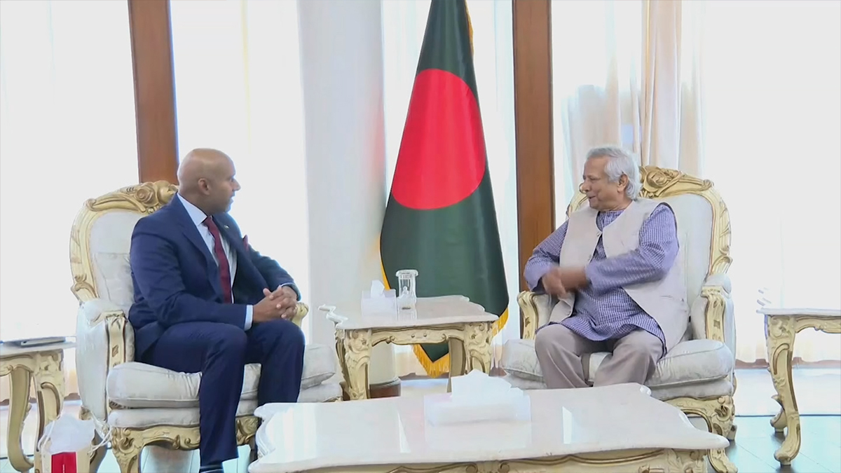 পাচার হওয়া অর্থ-সম্পদ উদ্ধারে কানাডার সহায়তা চাইলেন প্রধান উপদেষ্টা