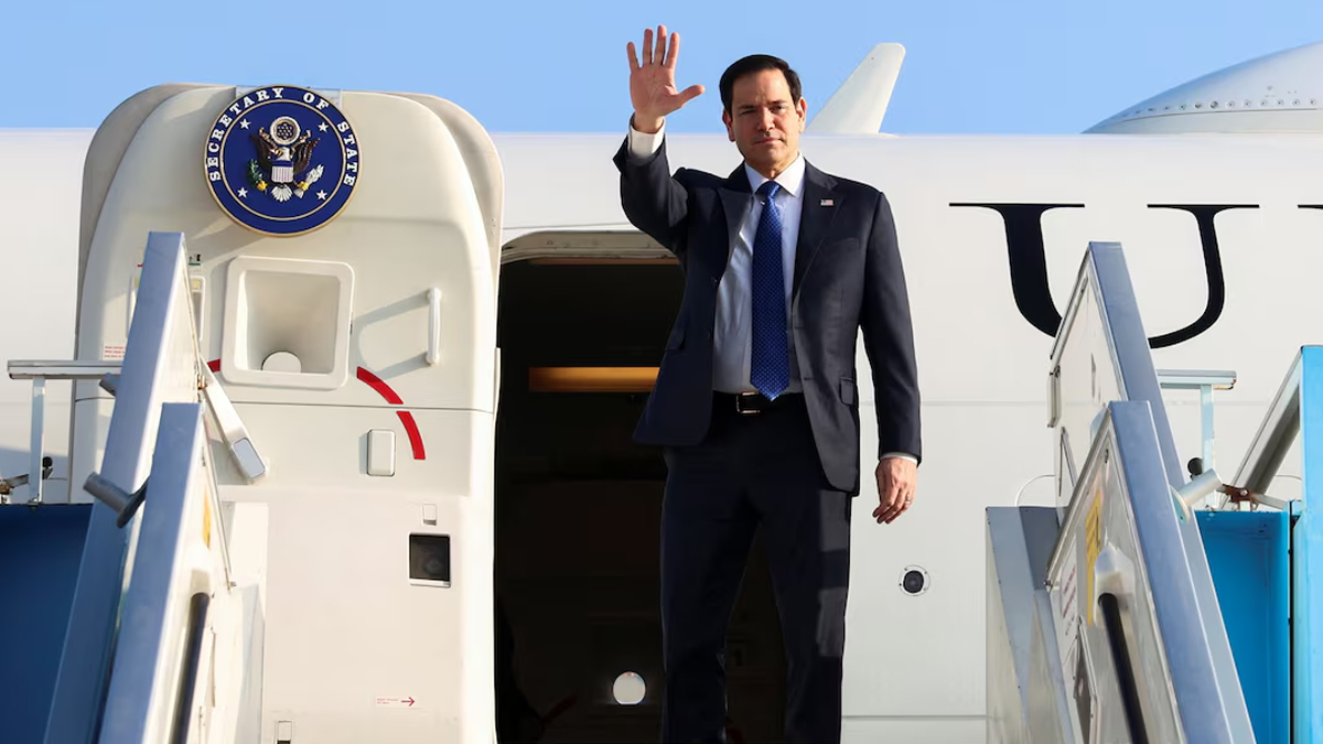 যুদ্ধ বন্ধে রাশিয়ার সঙ্গে বৈঠক করতে সৌদিতে যুক্তরাষ্ট্রের পররাষ্ট্রমন্ত্রী