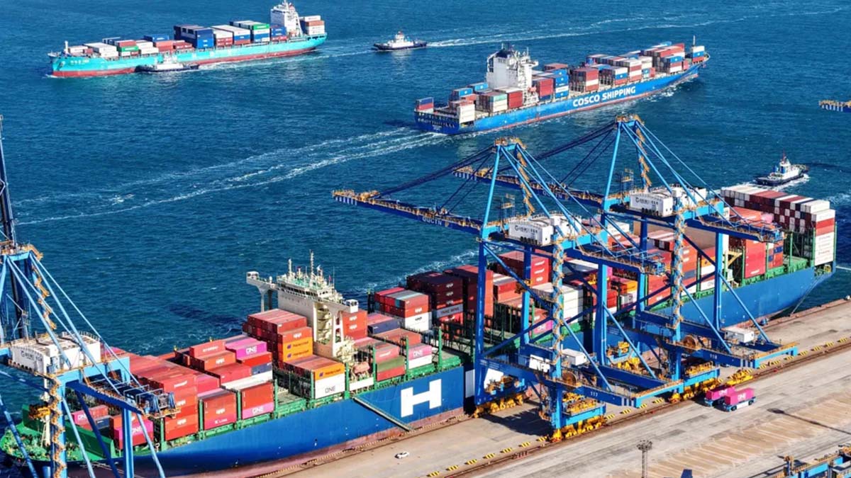 আজ থেকে যুক্তরাষ্ট্রের কিছু পণ্যে চীনের পাল্টা কর কার্যকর