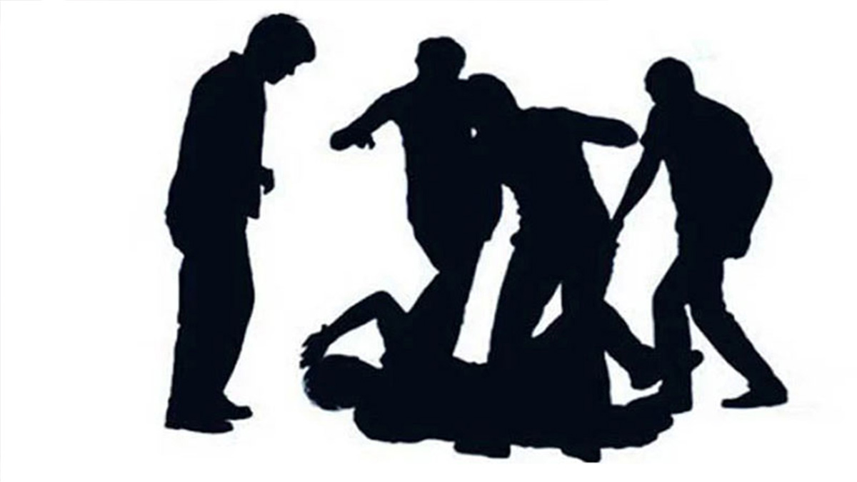 টঙ্গীতে ছিনতাইকারী সন্দেহে যুবককে পিটিয়ে হত্যা