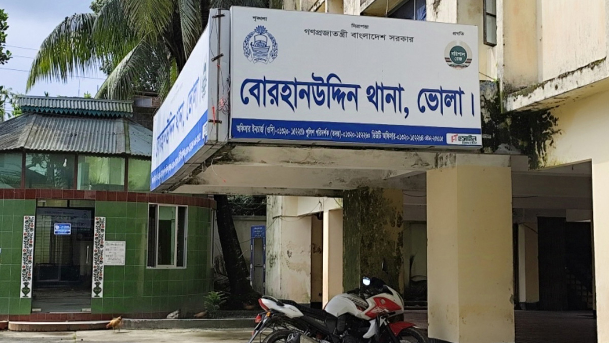 ভোলায় পুলিশের ওপর হামলা চালিয়ে আটককে ছিনিয়ে নিলো পরিবারের সদস্যরা