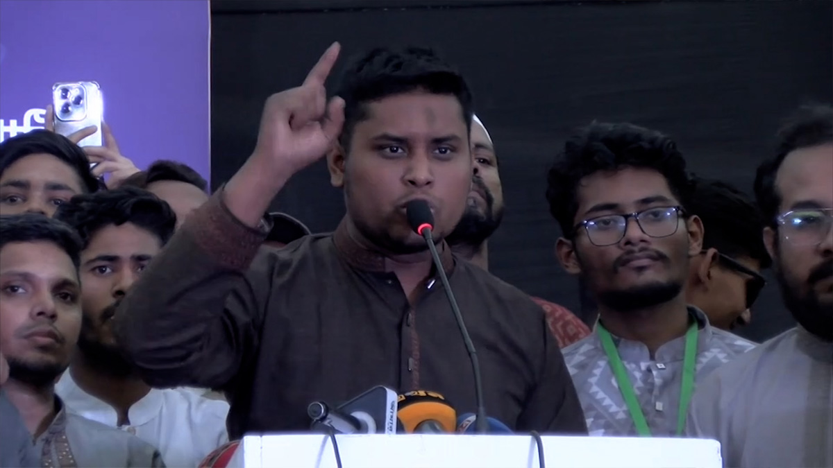 সংস্কারের আগে স্বচ্ছ নির্বাচনের ব্যাপারে আশাবাদী নই: হাসনাত আব্দুল্লাহ