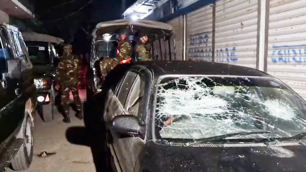 নরসিংদীর শিবপুরে জমি সংক্রান্ত বিরোধ, প্রতিপক্ষের হামলায় আহত ৭