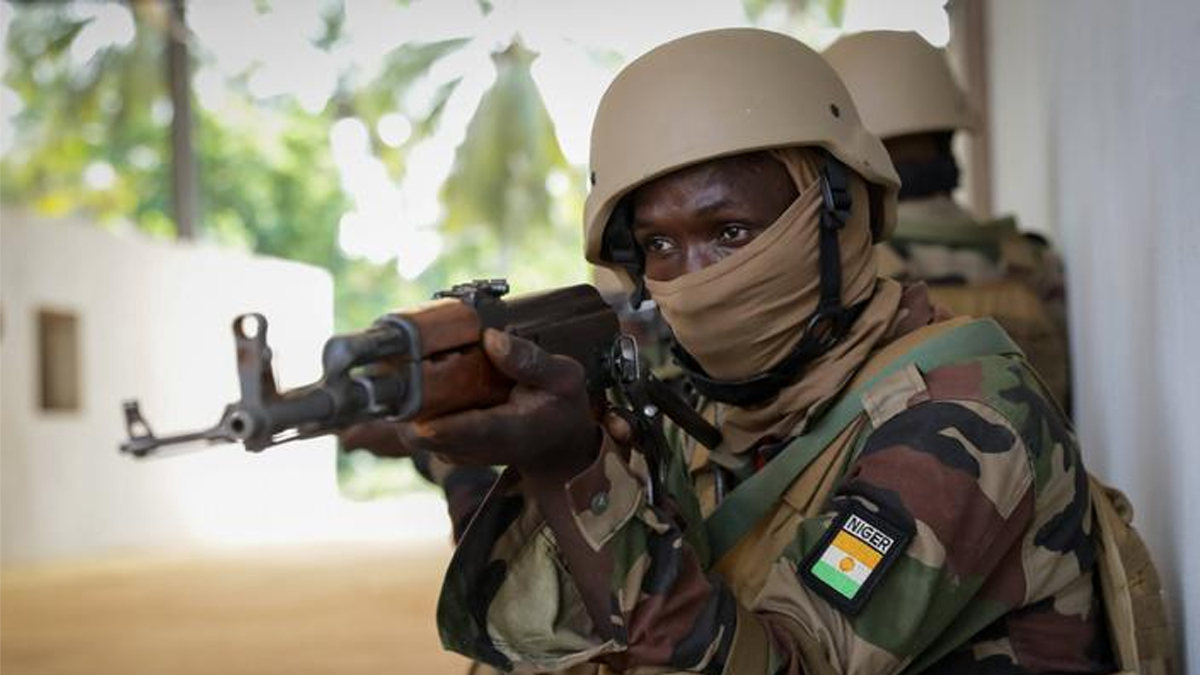 নাইজারে মসজিদে সশস্ত্র গোষ্ঠীর হামলায় নিহত ৪৪