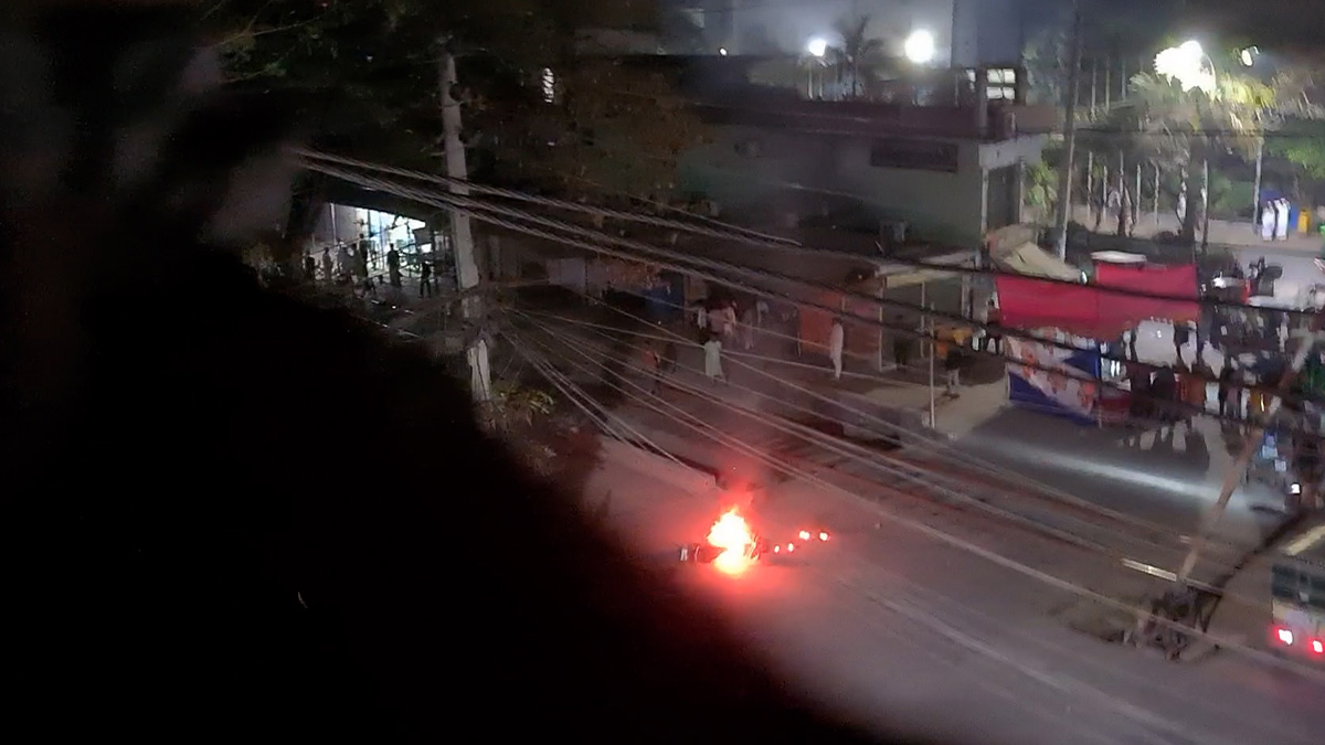 রাজশাহীতে বিএনপির দুই গ্রুপের সংঘর্ষ, পুলিশসহ আহত ৪