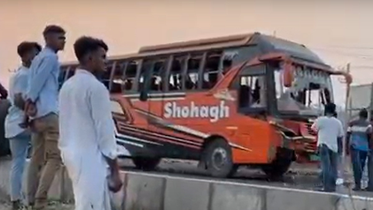 ব্রাহ্মণবাড়িয়ায় বাস-সিএনজি সংঘর্ষে দুইজন নিহত