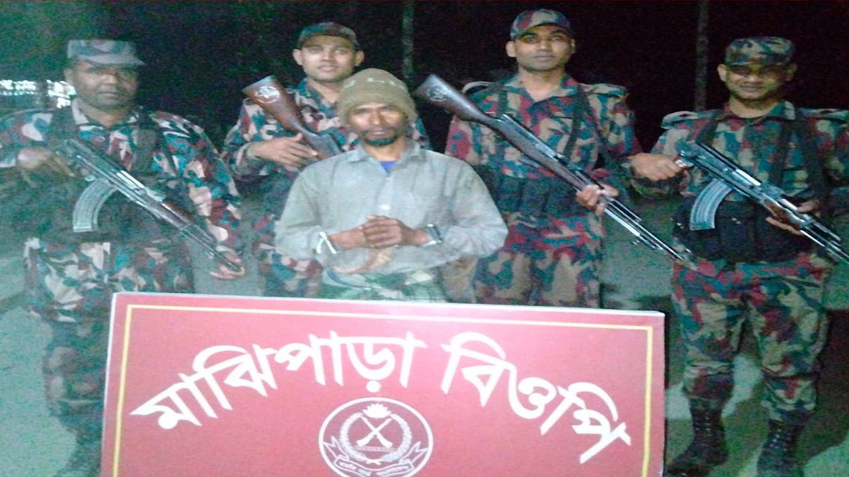 পঞ্চগড়ের সীমান্ত এলাকা থেকে ভারতীয় নাগরিক আটক