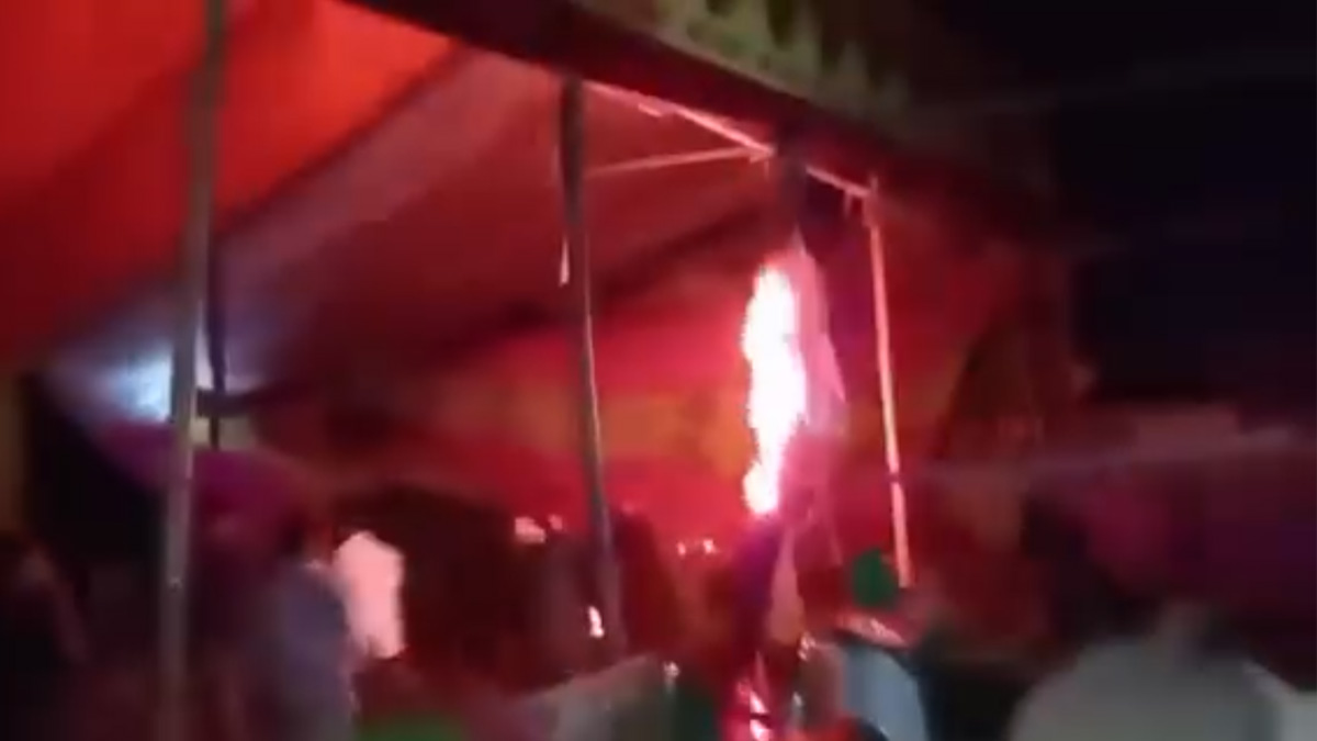 গাইবান্ধায় মেলায় জুয়ার আসরের অভিযোগে প্যান্ডেল ভাঙচুর-অগ্নিসংযোগ