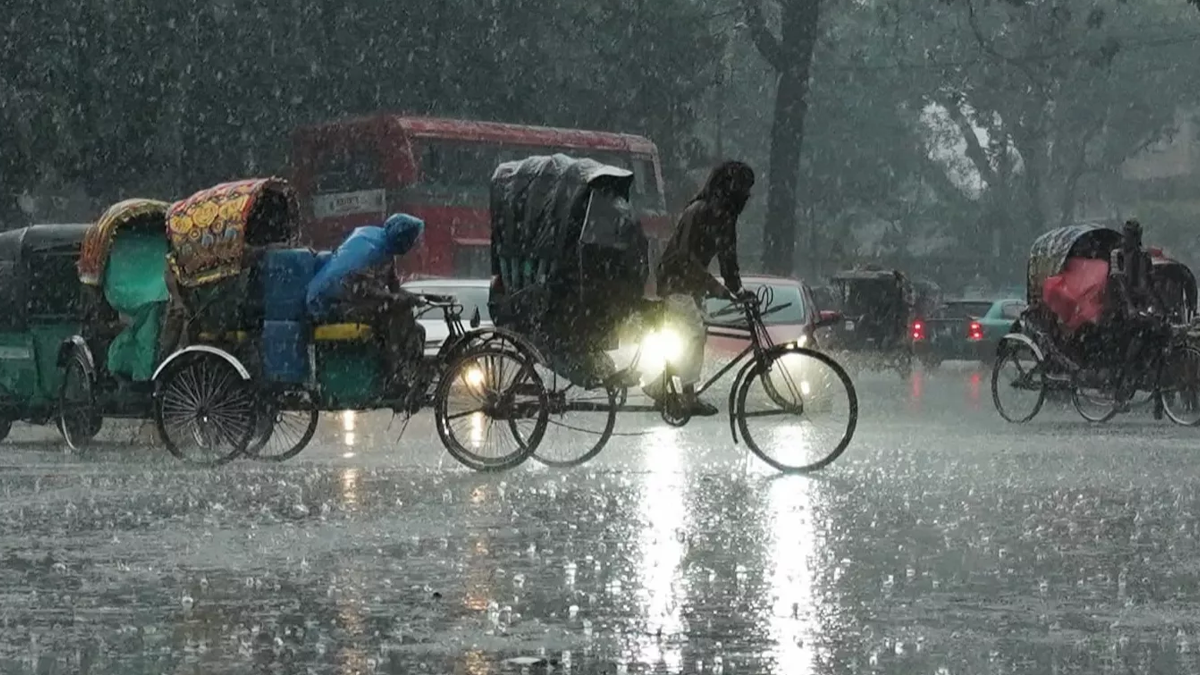 ৩ বিভাগে অতিভারী বৃষ্টির পূর্বাভাস