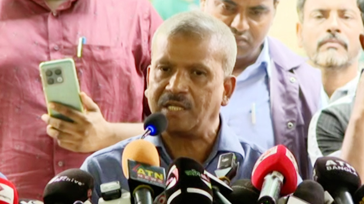 নির্বাচন কোনও অবস্থাতেই জুনের পরে যাবে না: আসিফ নজরুল