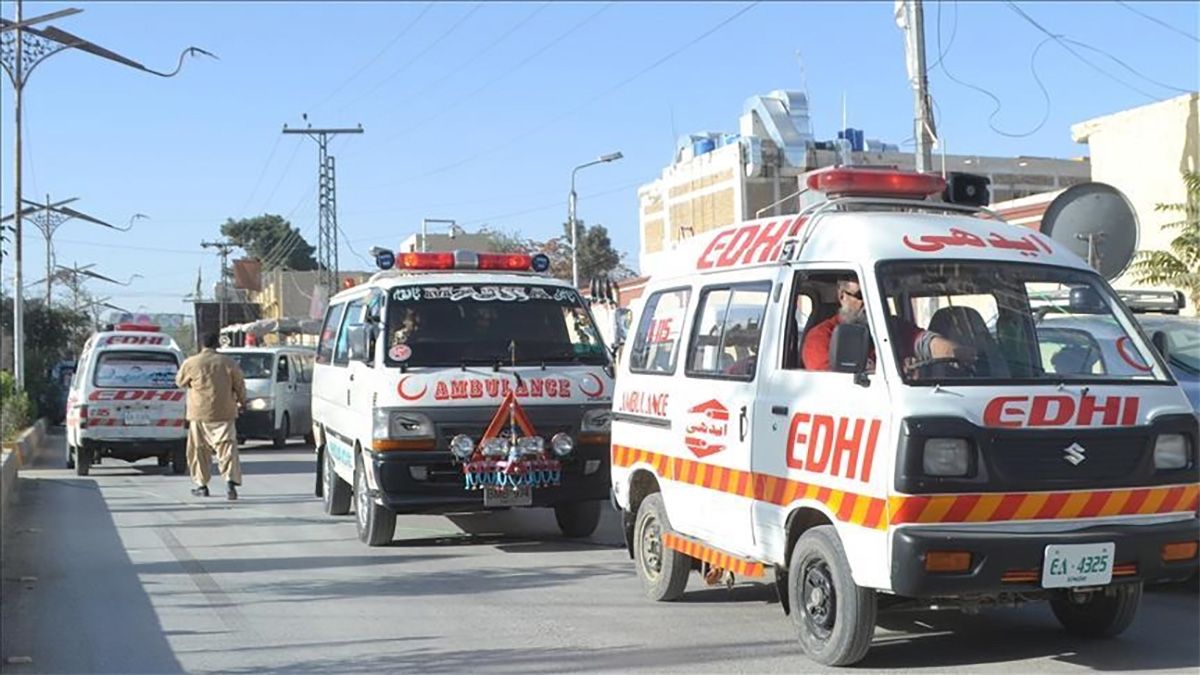 পাকিস্তানে বন্দুকধারীদের গুলিতে ২ নিরাপত্তাকর্মী নিহত