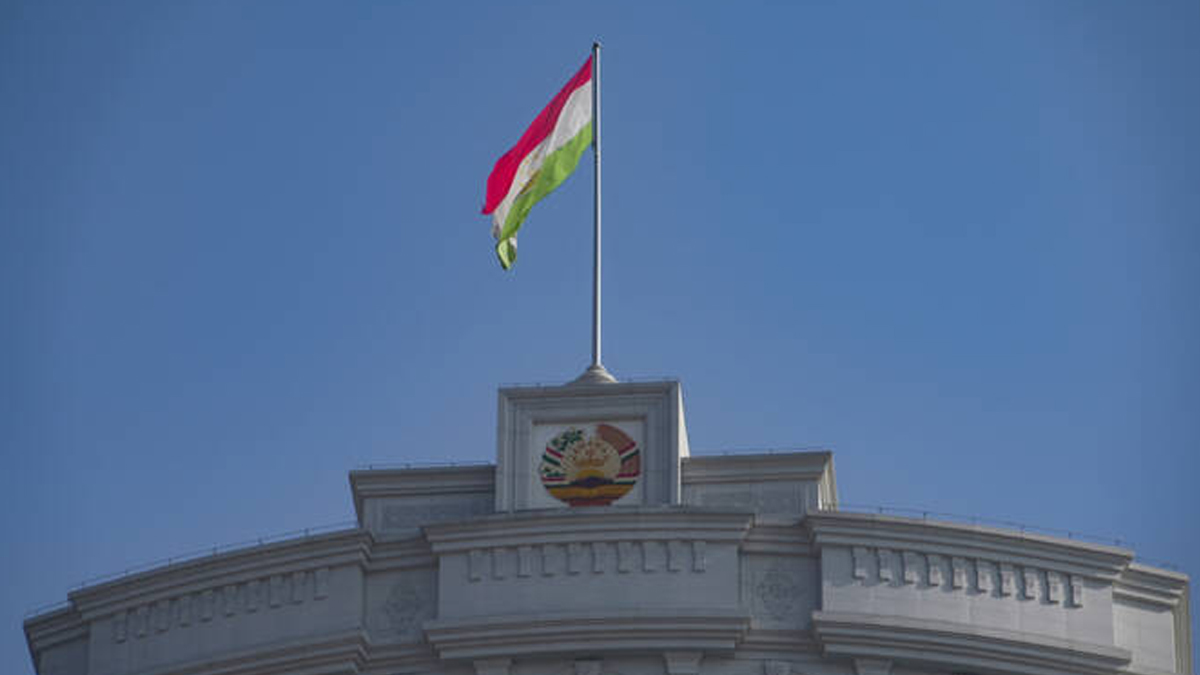 অবৈধভাবে বিদ্যুৎ ব্যবহারকারীদের ১০ বছরের কারাদণ্ডের বিধান চালু তাজিকিস্তানে