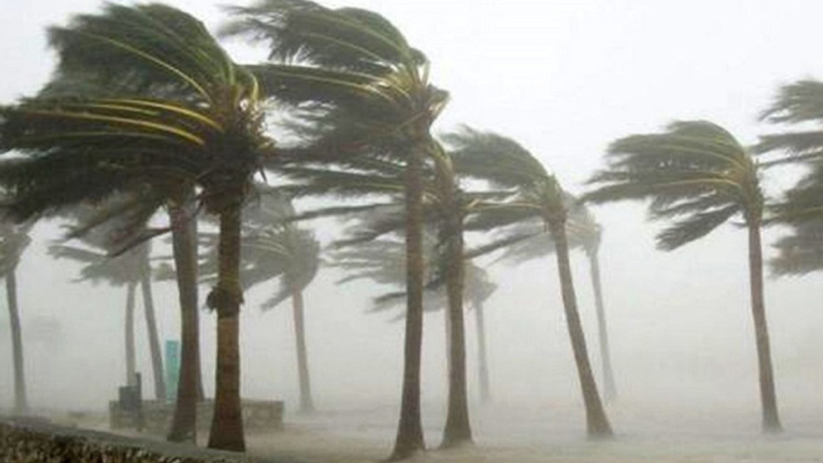 ঢাকাসহ ১৬ জেলায় দুপুরের মধ্যে ঝড়ের আভাস