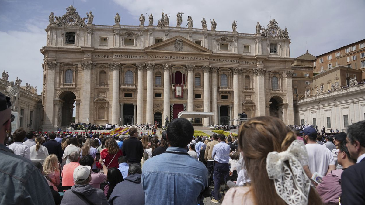 নতুন পোপ নির্বাচিত হবে যেভাবে