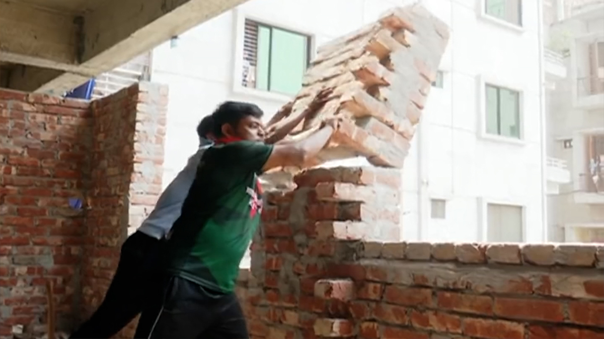 নির্মাণাধীন ৩ ভবনে রাজউকের অনুমোদিত নকশার ব্যত্যয়, জরিমানা-ভাঙার নির্দেশ