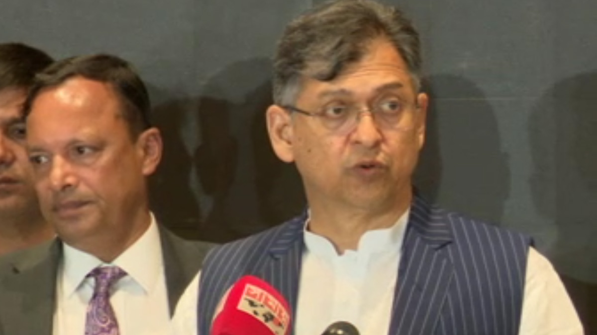 সংস্কার নিয়ে কতটা সিরিয়াস তা বোঝাতে চায় বিএনপি: সালাহউদ্দিন আহমদ