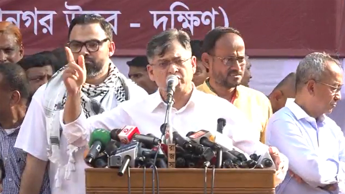 আ. লীগ ইসরায়েল থেকে আড়িপাঁতার যন্ত্র কিনে, পরোক্ষভাবে সমর্থন দেয়: সালাহউদ্দিন আহমদ