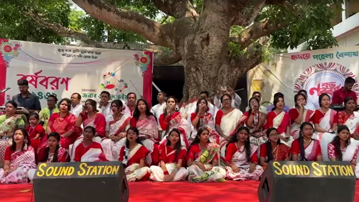 খাগড়াছড়িতে উৎসবমুখর পরিবেশে পহেলা বৈশাখ উদযাপন