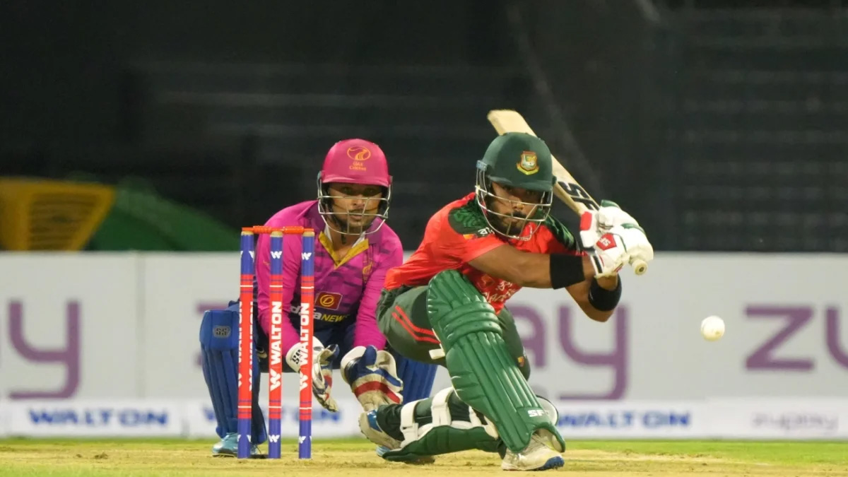 পাওয়ার প্লে’তে তছনছ বাংলাদেশের টপ অর্ডার