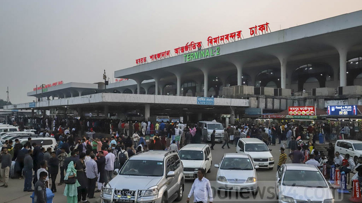 বিয়ের প্রলোভন দেখিয়ে তরুণীকে পাচারের চেষ্টা, ২ চীনা নাগরিকসহ আটক ৩