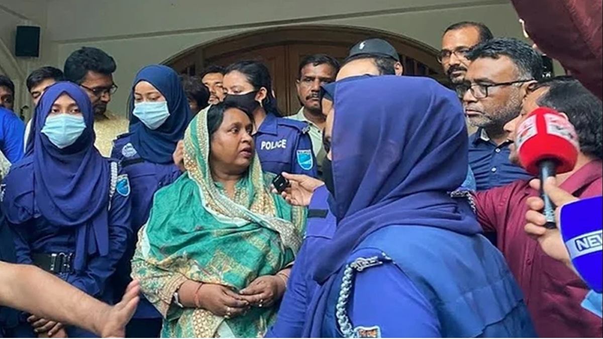 কাশিমপুর কারাগারে সাবেক মেয়র আইভী