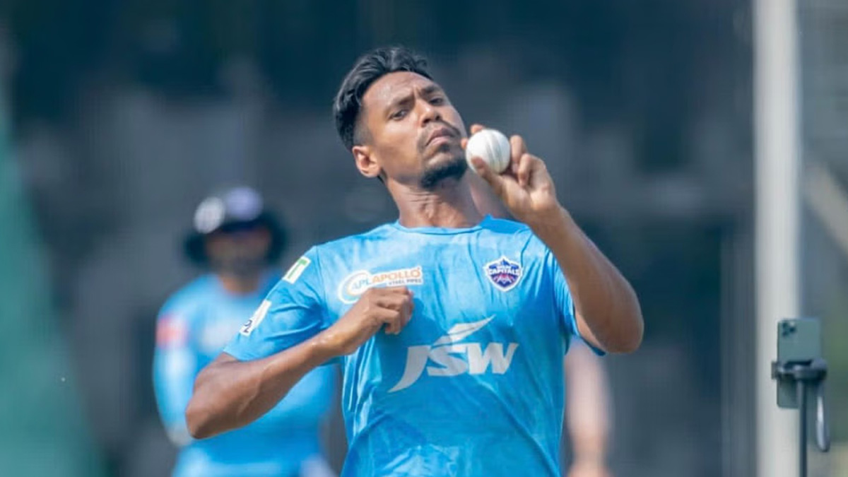 টস হেরে ব্যাটিংয়ে দিল্লি, একাদশে মোস্তাফিজ