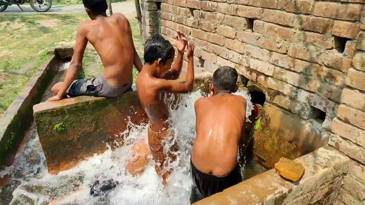 চুয়াডাঙ্গায় ফের বয়ে যাচ্ছে তাপপ্রবাহ