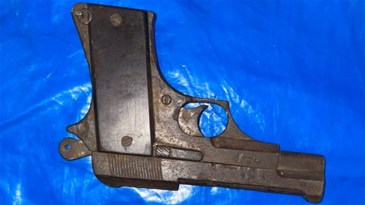 ফরিদপুরে বিদেশি পিস্তলসহ যুবক গ্রেফতার