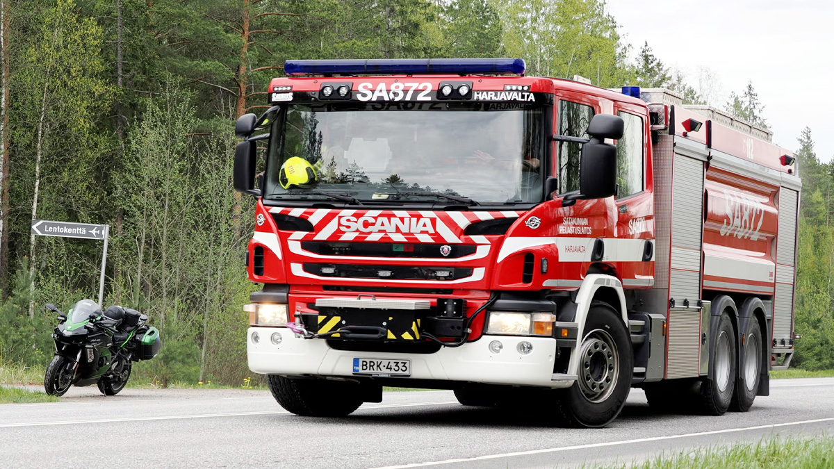 ফিনল্যান্ডে মাঝ আকাশে দুই হেলিকপ্টারের সংঘর্ষ, নিহত ৫