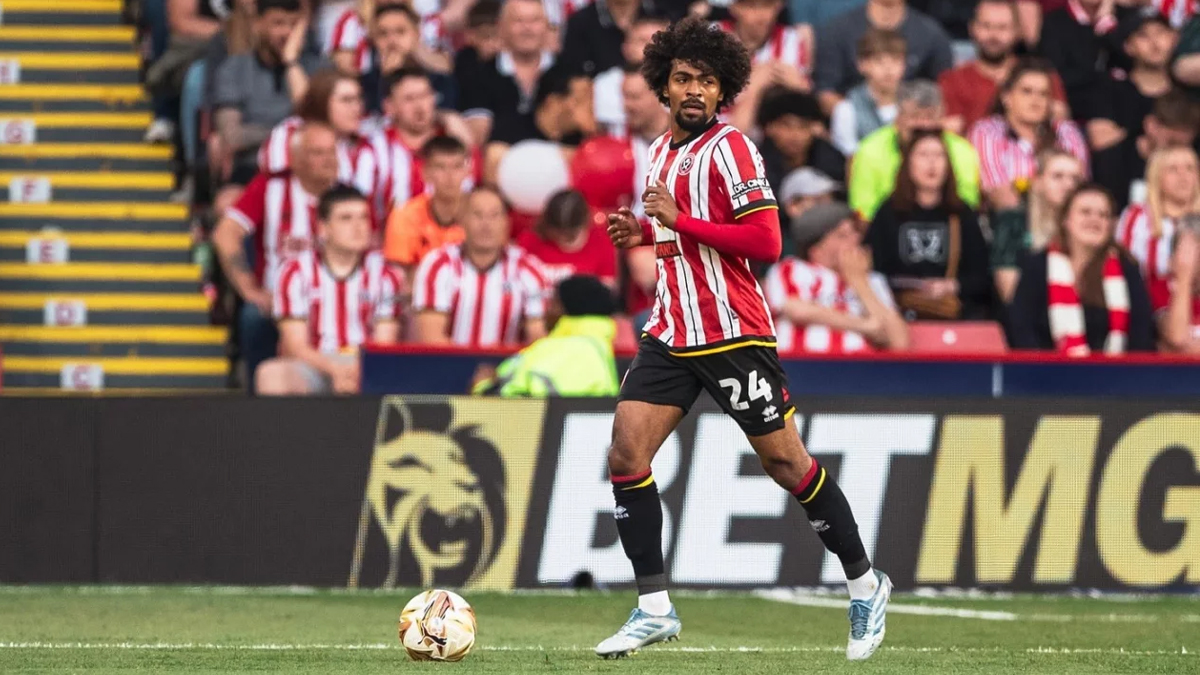 হামজাদের হৃদয় ভেঙে প্রিমিয়ার লিগে সান্ডারল্যান্ড