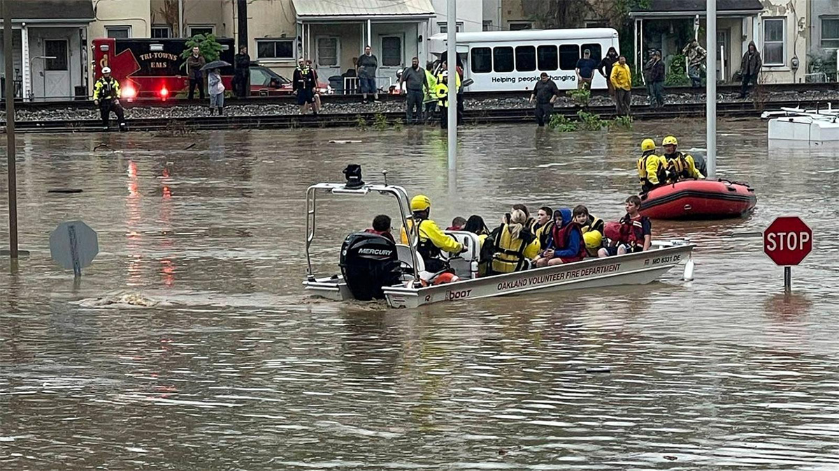 ভারী বৃষ্টিপাতে বন্যার কবলে যুক্তরাষ্ট্রের মেরিল্যান্ড