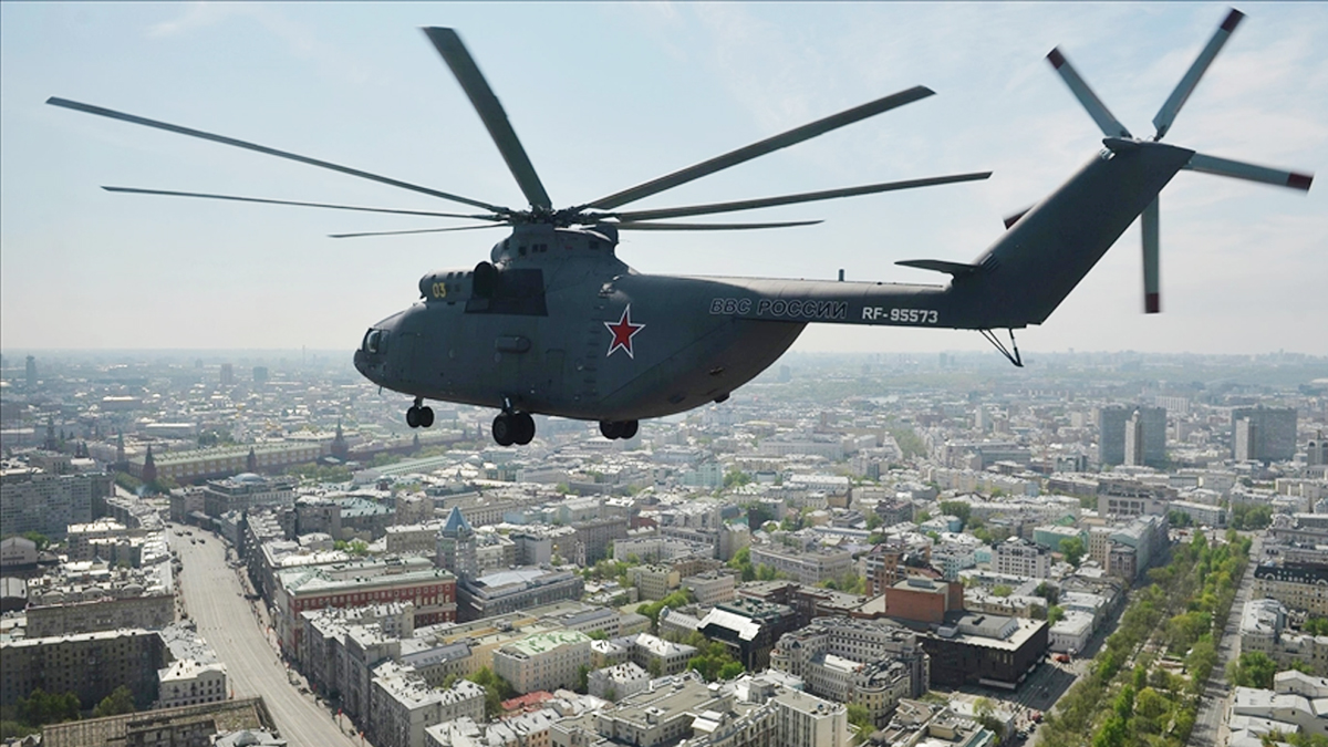 রাশিয়ার সামরিক হেলিকপ্টার ‘এমআই-৮’ বিধ্বস্ত