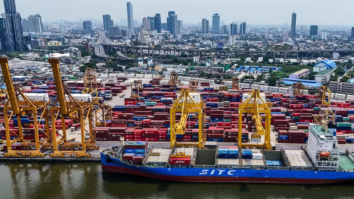 ট্রাম্পের শুল্ক নীতির জেরে থাইল্যান্ডে ২৪ বিলিয়ন ডলার ক্ষতির শঙ্কা