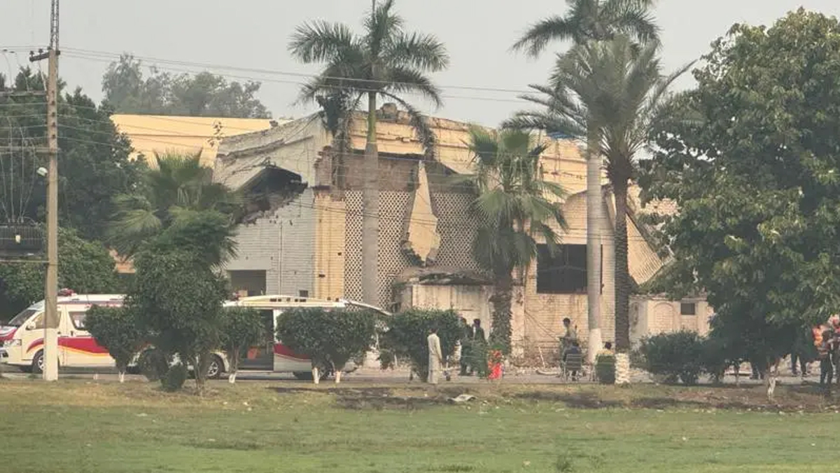 সাধারণ নাগরিক ও মসজিদকে হামলার লক্ষ্যবস্তু করেছে ভারত: পাকিস্তান