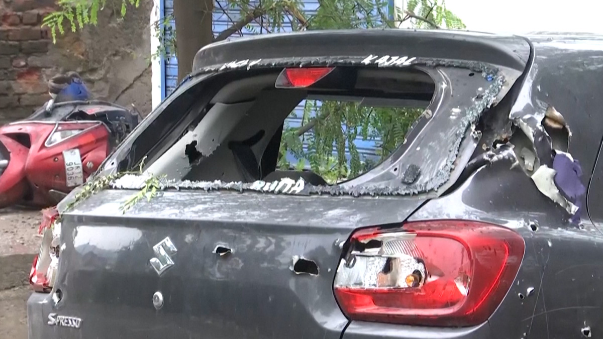 ভারত-পাকিস্তানের পাল্টাপাল্টি ড্রোন-মিসাইল হামলার অভিযোগ