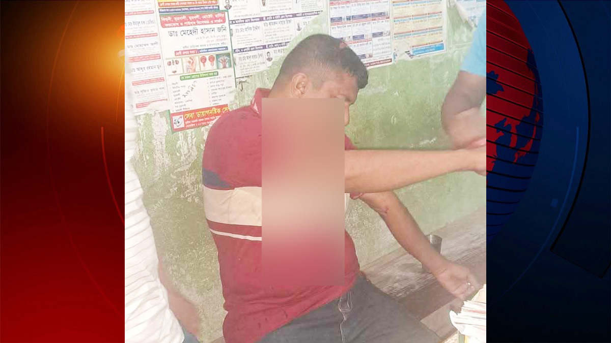 কুষ্টিয়ায় আসামির চাইনিজ কুড়ালের আঘাতে আহত পুলিশ সদস্য