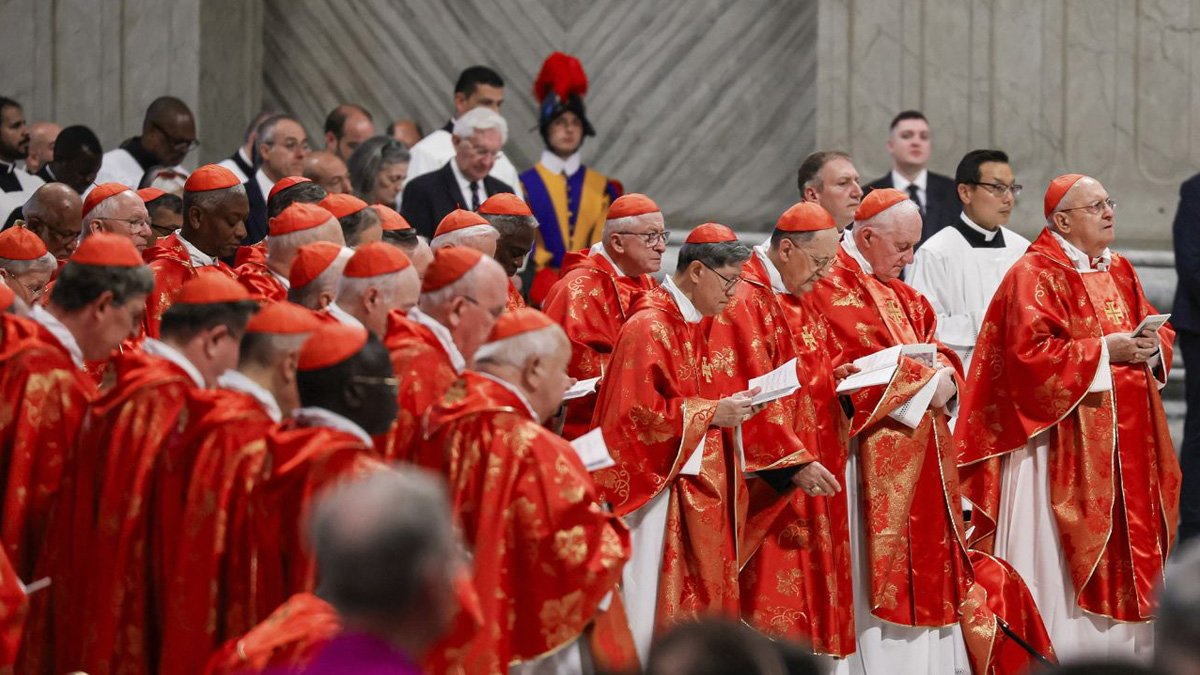 নতুন পোপ নির্বাচনের আনুষ্ঠানিকতা শুরু