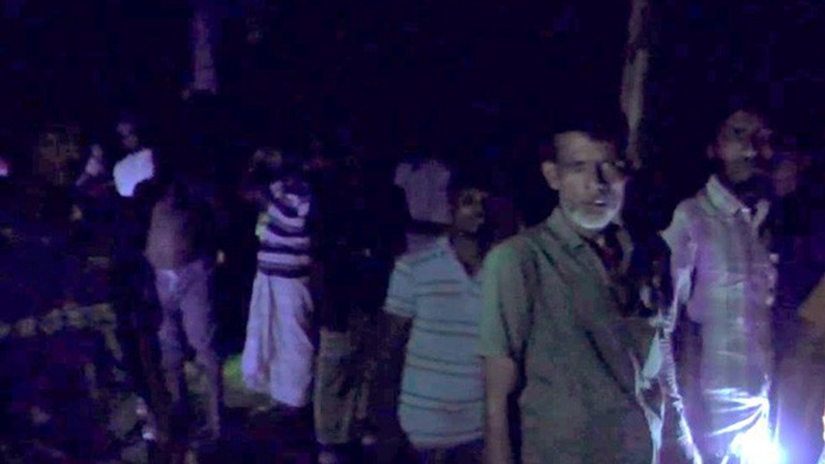 কুড়িগ্রাম সীমান্তে লাইট বন্ধ করে পুশ ইনের চেষ্টা, রাতভর পাহারা স্থানীয়দের