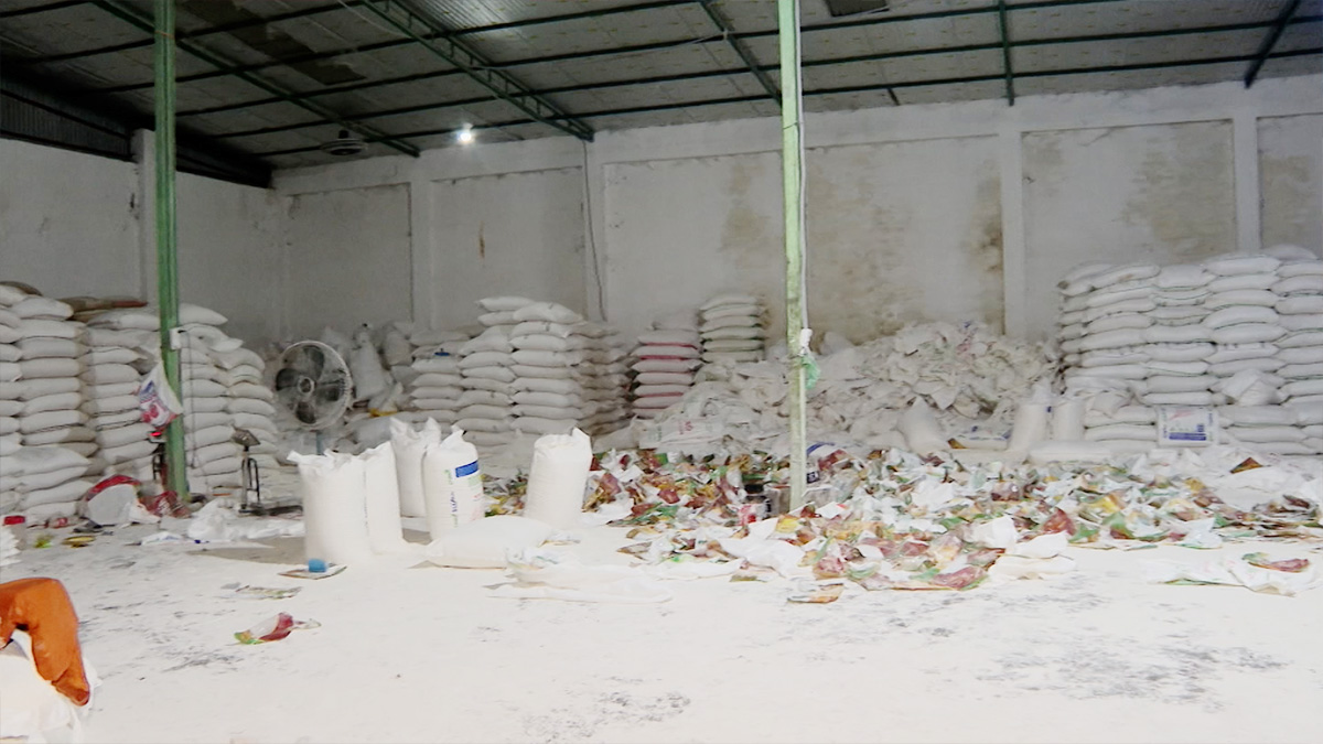 রাজধানীতে যৌথবাহিনীর অভিযানে ৬২ হাজার কেজি সরকারি চাল ও পণ্যসামগ্রী জব্দ