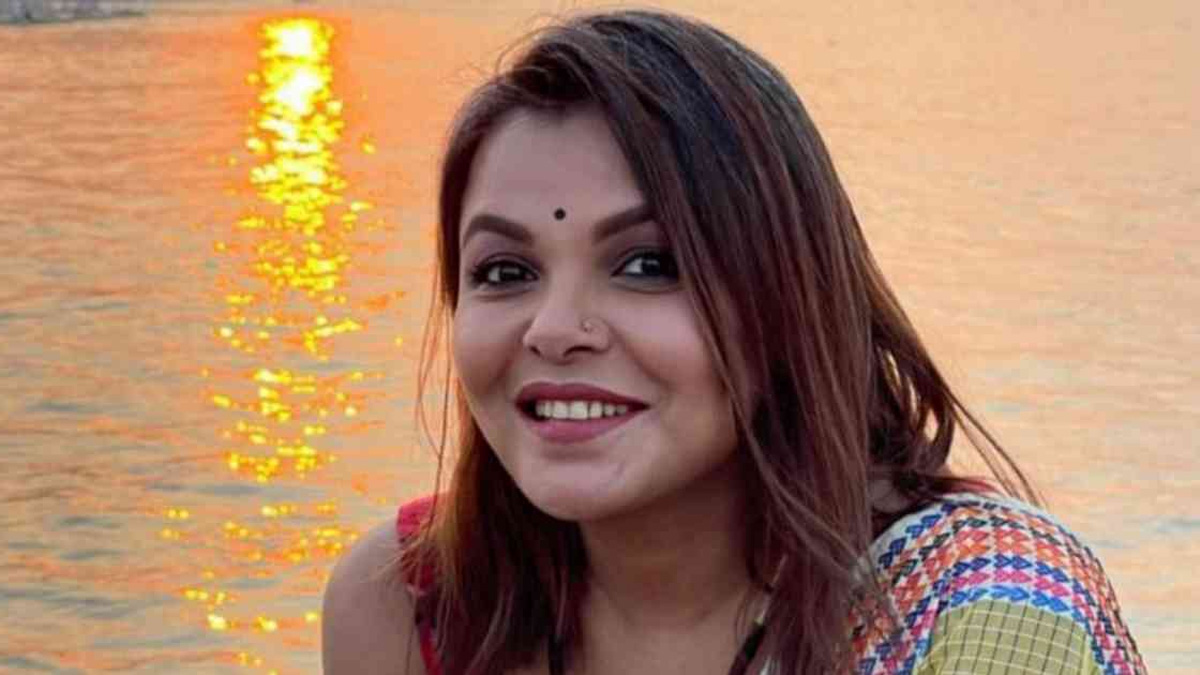 শাওনসহ ১২ জনের দেশত্যাগে নিষেধাজ্ঞা