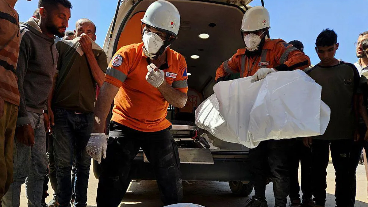 গাজায় ইসরায়েলি হামলায় ডাক্তারের ৯ সন্তান নিহত