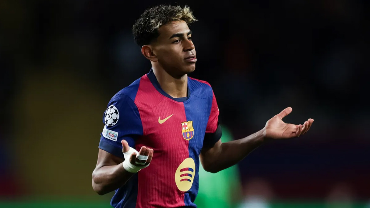 ২০৩১ সাল পর্যন্ত বার্সেলোনার সঙ্গে চুক্তি ইয়ামালের