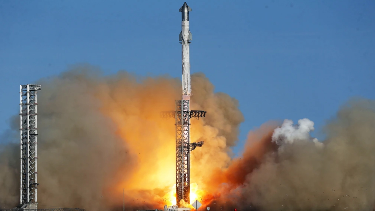 উৎক্ষেপণের ৩০ মিনিট পর মহাকাশে বিস্ফোরিত স্পেসএক্সের ৯ম টেস্ট ফ্লাইট