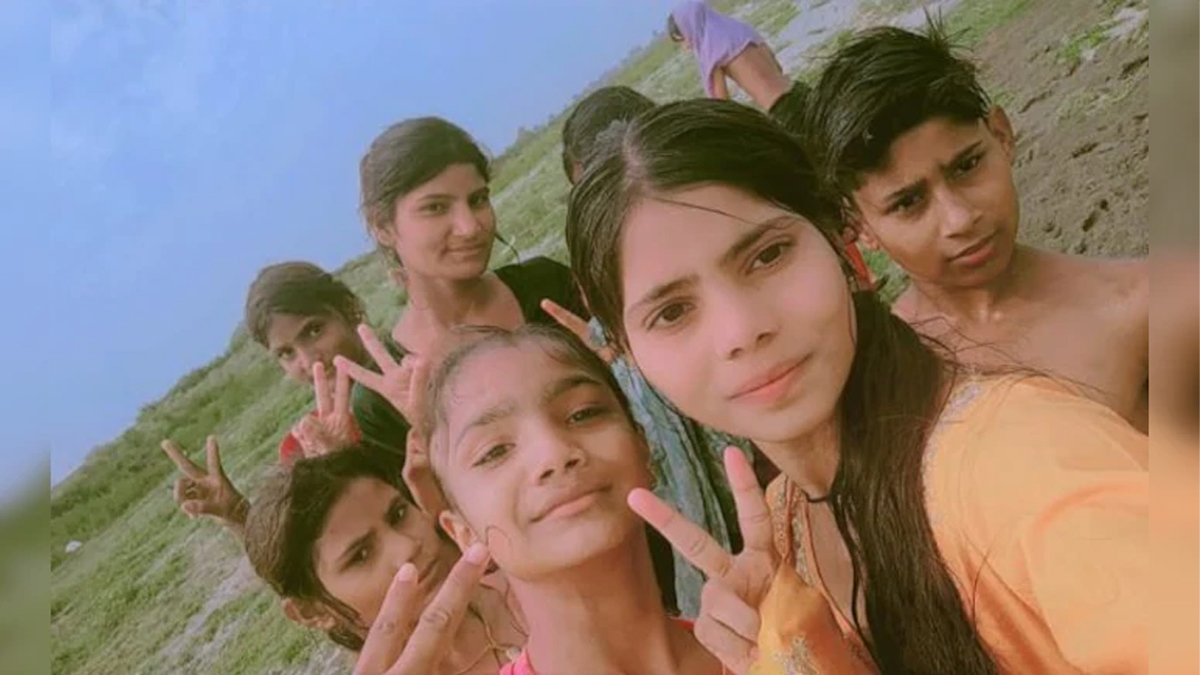 রিলস বানানোর সময় যমুনায় ডুবে ৬ কিশোরীর মৃত্যু