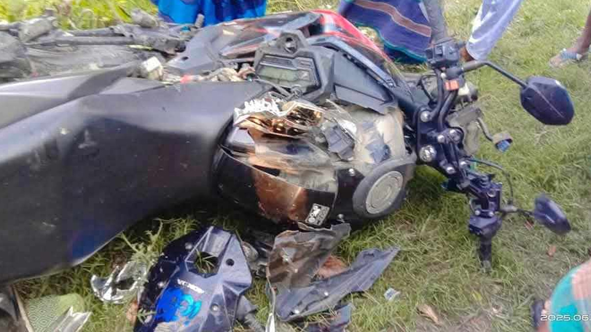 চুয়াডাঙ্গায় পিকআপ-মোটরসাইকেল সংঘর্ষ, নিহত প্রবাসী